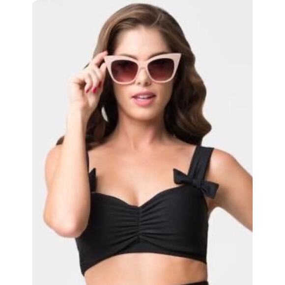 Unique Vintage Black Bow Bikini Swim Top M NWOT - Picture 1 of 5